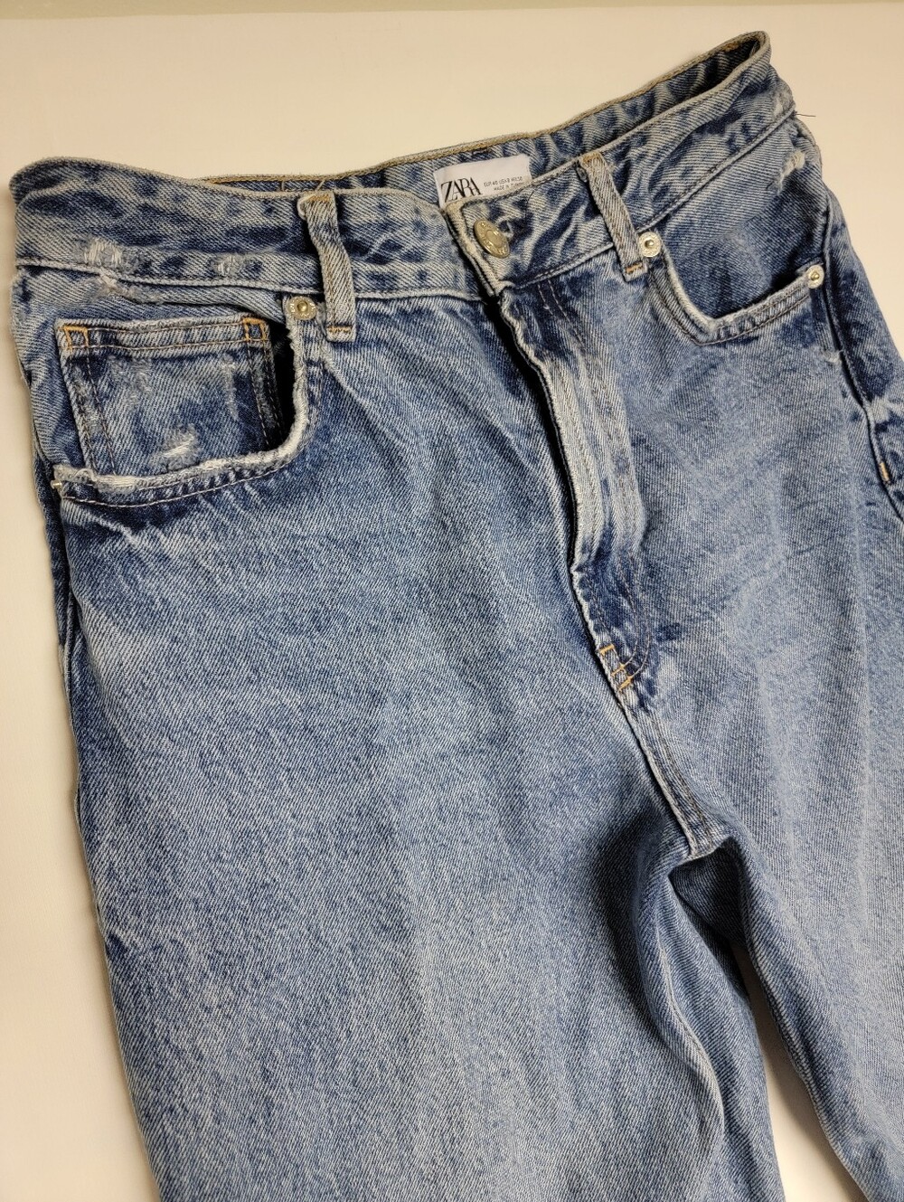 Zara Distressed High Rise Straight Leg Jeans Light Wash Raw Hem - Picture 5 of 12